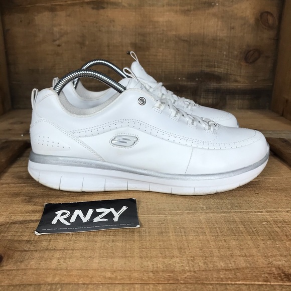 sketchers golf women